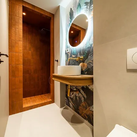 Nest By The Sea, Nilie Hospitality Mgmt 아파트