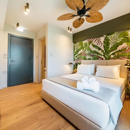 Nest By The Sea, Nilie Hospitality Mgmt 아파트 *