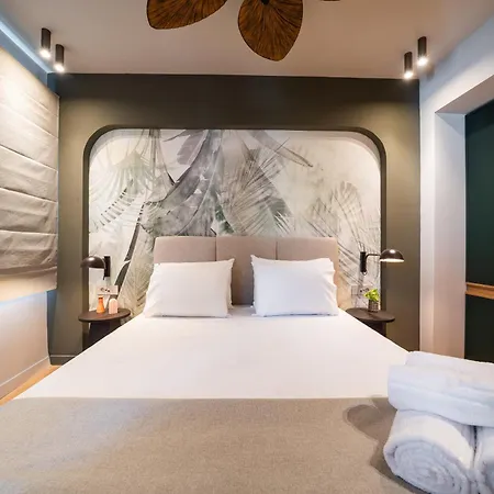 Nest By The Sea, Nilie Hospitality Mgmt * 칼라네라
