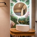 Lägenhet Nest By The Sea, Nilie Hospitality Mgmt Kala Nera