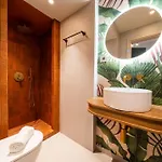 Lägenhet Nest By The Sea, Nilie Hospitality Mgmt Kala Nera