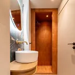 Nest By The Sea, Nilie Hospitality Mgmt Lägenhet *