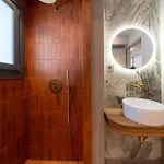 Nest By The Sea, Nilie Hospitality Mgmt * Kala Nera