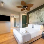 Lägenhet Nest By The Sea, Nilie Hospitality Mgmt Kala Nera